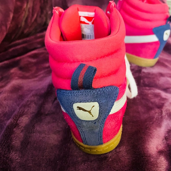 Puma Fuchsia and White High-Tops - Picture 5 of 6